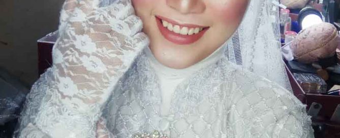 Bridal makeup by Irma Chaerunisyah