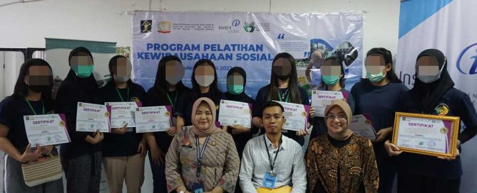 Hairstyling Training Builds Enterprise Skills Among Women at Pondok Bambu gallery image 4