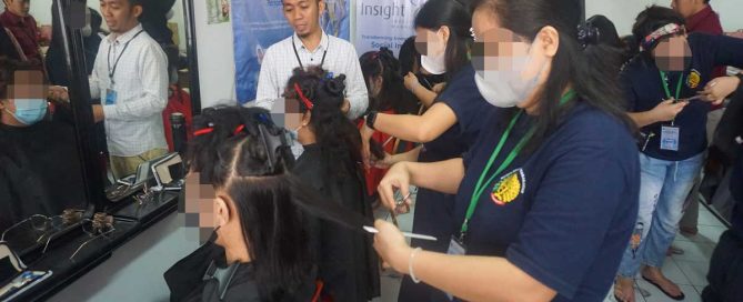 Hairstyling entrepreneurship training at Pondok Bambu Detention Centre