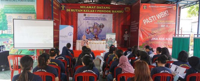 Entrepreneurship management training at Pondok Bambu Detention Centre