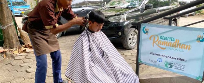 Gempita Ramadan Supports 150 Families in Kebayoran Lama — gallery image 1