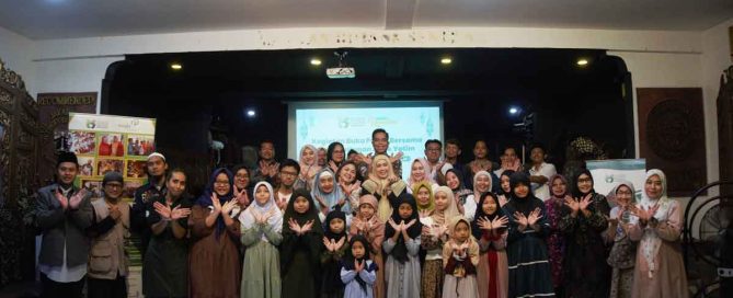 YIIM alumni iftar and assistance for orphaned children in Central Jakarta