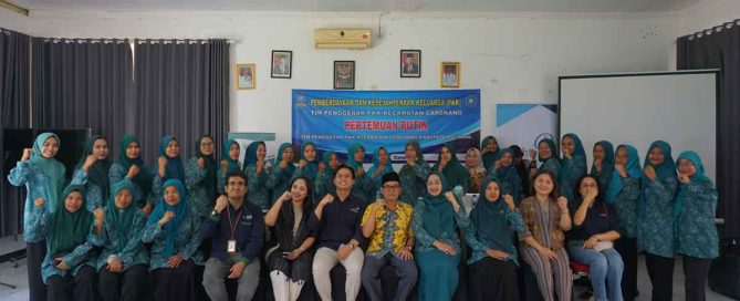 Financial-literacy training for PKK cadres in Carenang