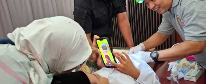 Mass circumcision health program at Masjid Raya Al Insan