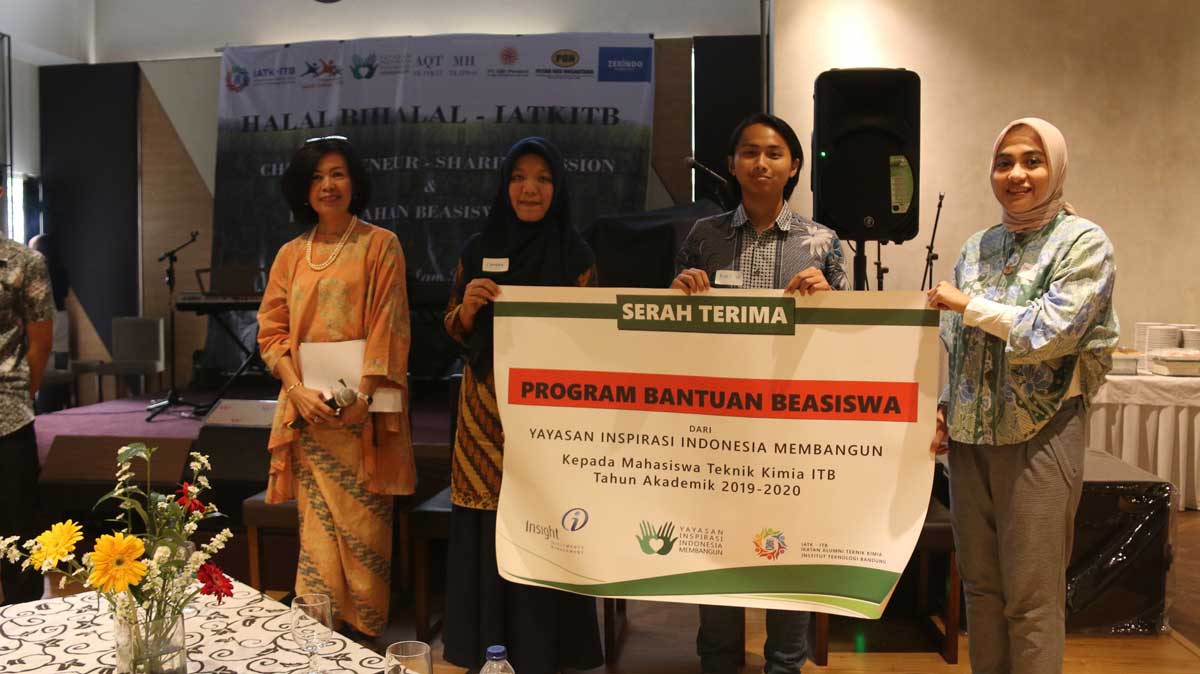5d36cae21775b_1563871970.jpg Pemberian Beasiswa YIIM untuk Mahasiswa ITB