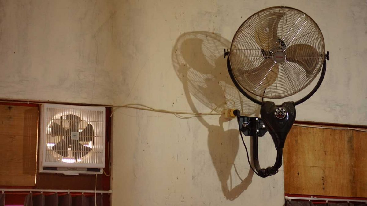 Bantuan-Exhaust-fan-dan-kipas-angin-pada-tahun-pertama-1200×675-1.jpg PROGRAM PEMBERIAN ALAT PENUNJANG KBM, tanggal 12 September 2019