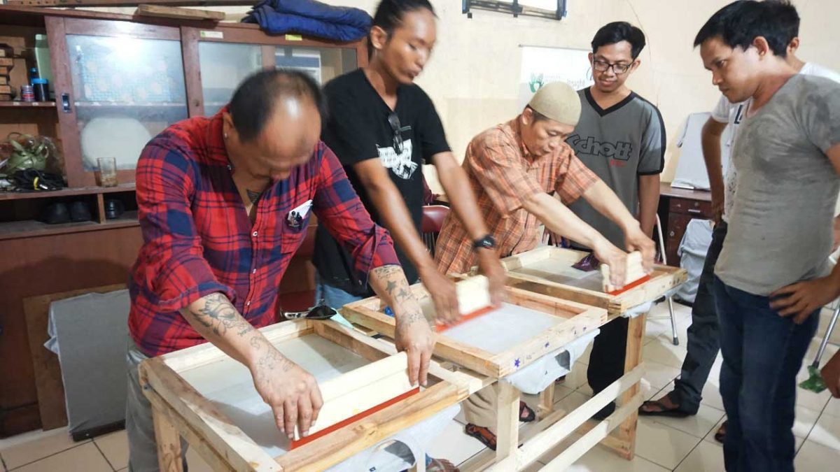 Pelatihan Teknisi AC dan Sablon Kaos bagi Klien Pemasyarakatan
