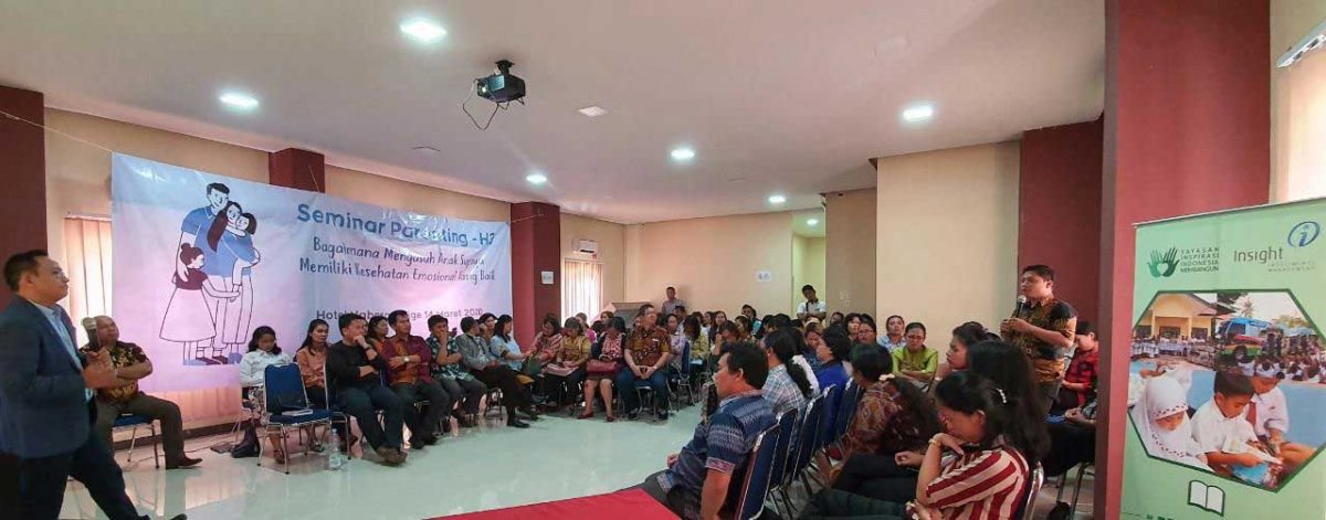 IMG-20200323-WA0038-1200×471-1.jpg Seminar Parenting Edukatif: Membangun Kesehatan Emosional Anak