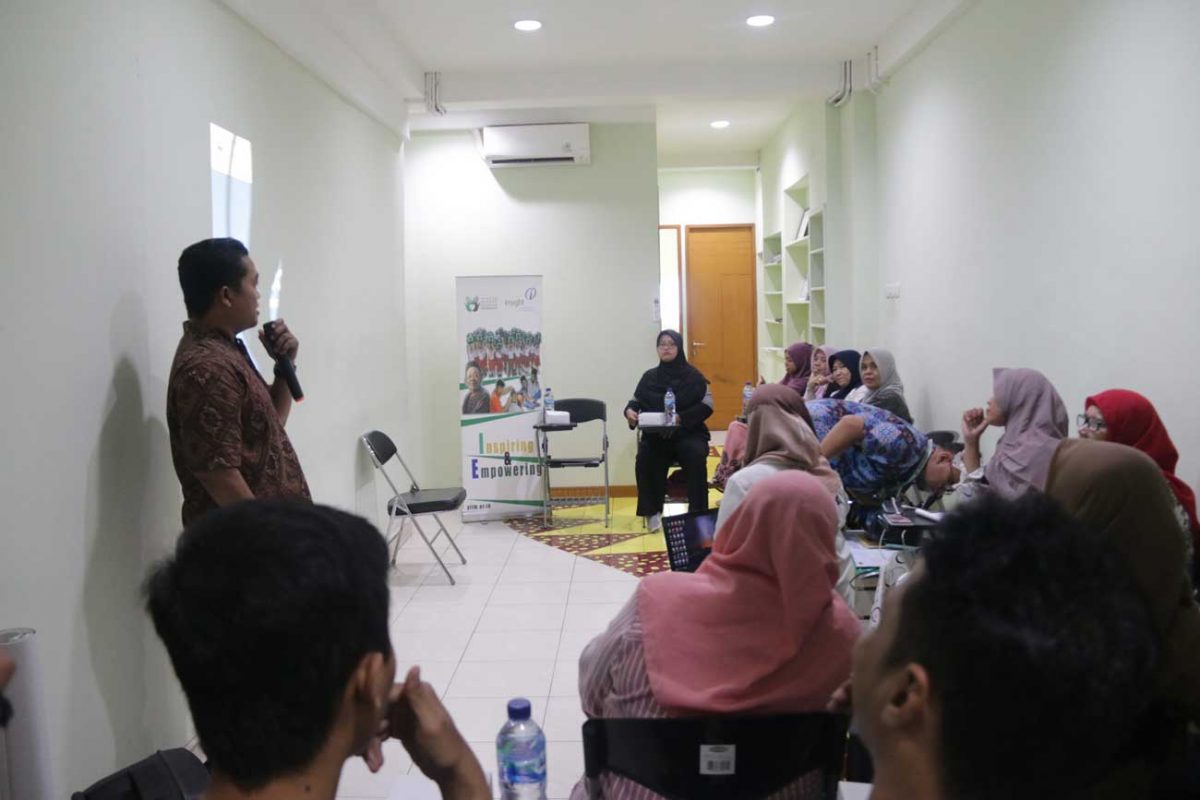 IMG_6708-1200×800-1.jpg Kelas Kewirausahaan Yayasan Inspirasi Indonesia Membangun tanggal 7 November 2019
