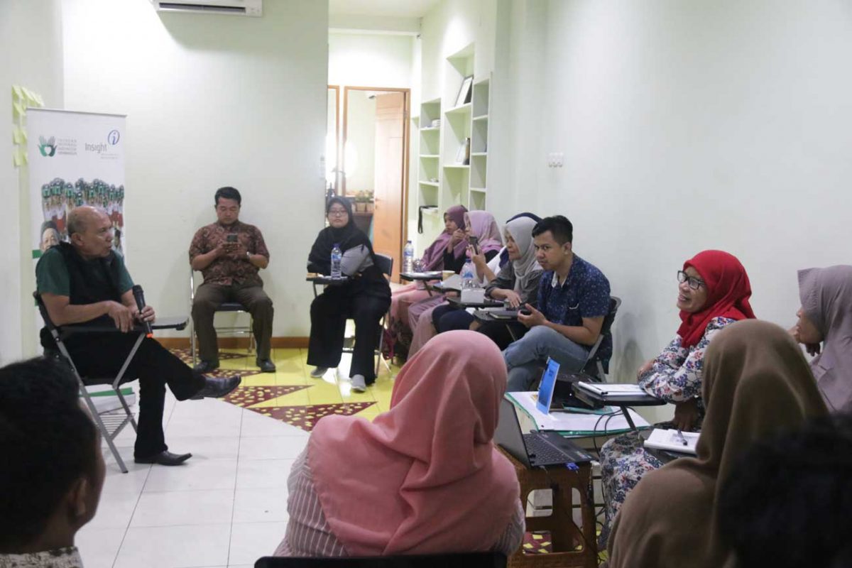 IMG_6810-1200×800-1.jpg Kelas Kewirausahaan Yayasan Inspirasi Indonesia Membangun tanggal 7 November 2019