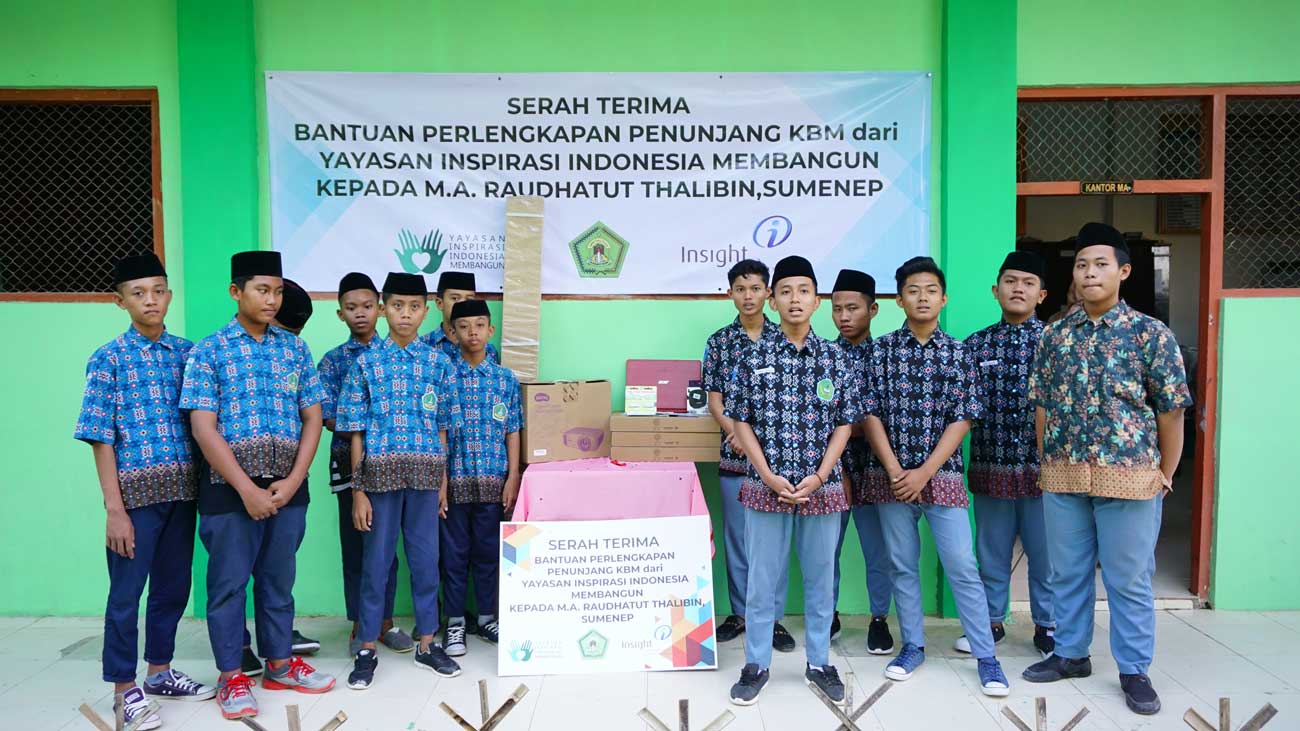 Perwakilan-siswa-MA-Raudhaut-thalibin.jpg PROGRAM PEMBERIAN ALAT PENUNJANG KBM, tanggal 12 September 2019