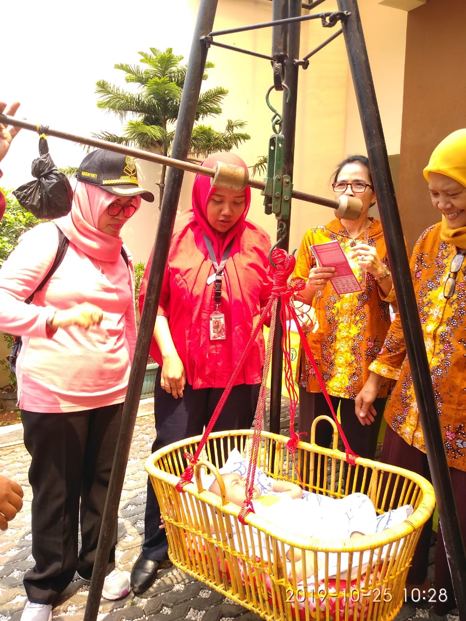 QWKO6909.jpg Pemberdayaan Posyandu Kencana II Kelurahan Gandaria Tanggal 25 Oktober 2019