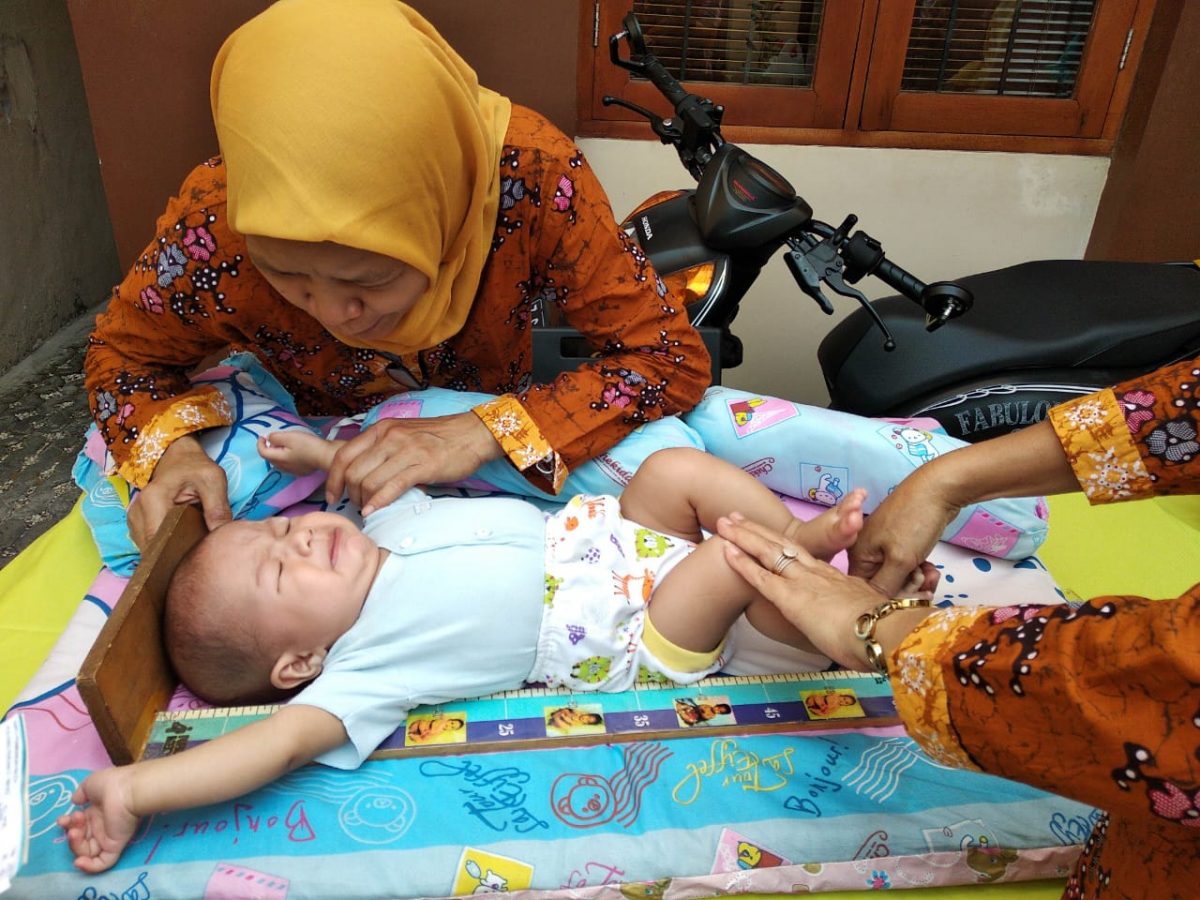 WhatsApp-Image-2019-10-25-at-14.20.442-1200×900-1.jpeg Pemberdayaan Posyandu Kencana II Kelurahan Gandaria Tanggal 25 Oktober 2019