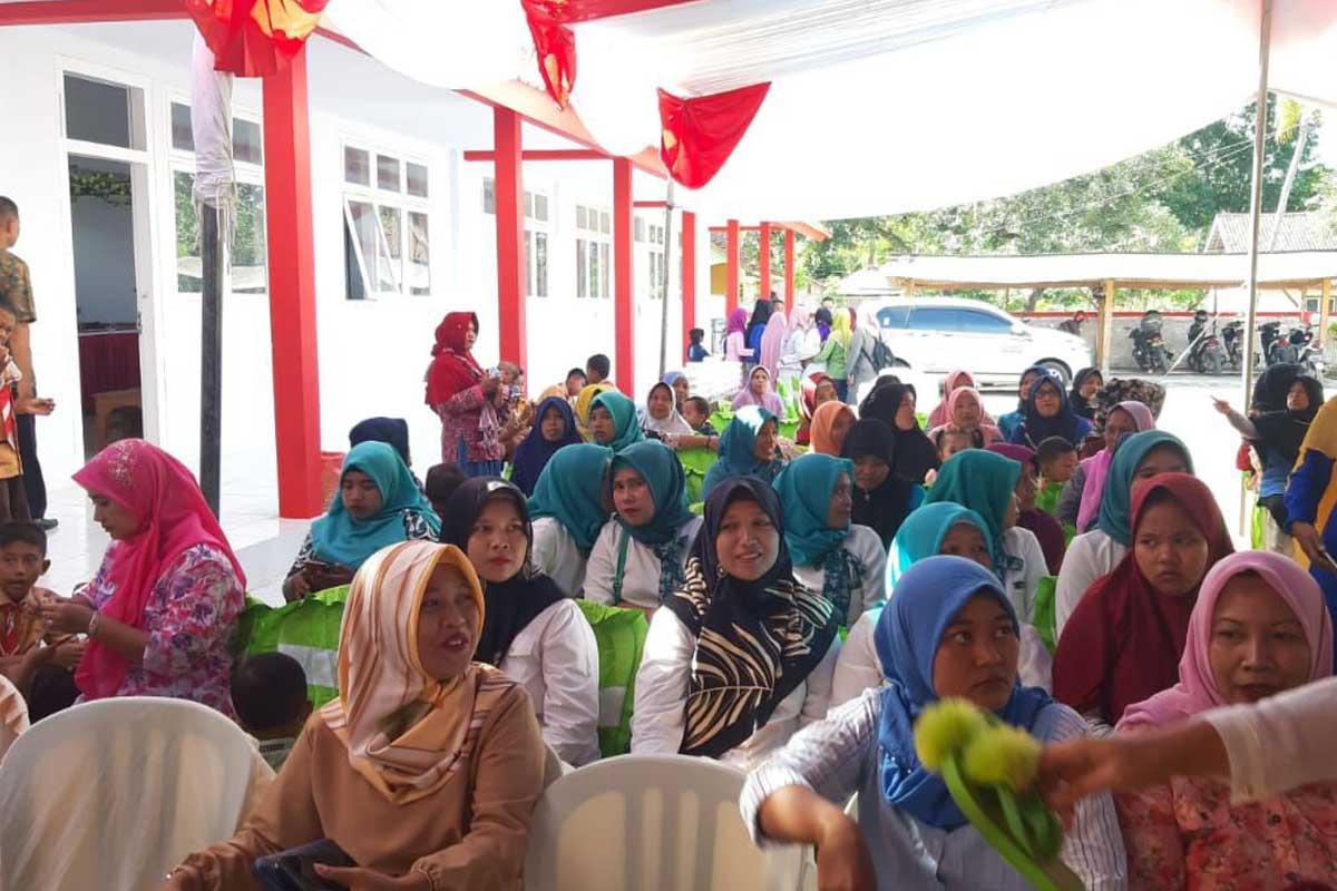 perpus2.jpg Peresmian Gedung Perpustakaan SDN 01 Curah Takir, Jember oleh YIIM, Insght dan PTPN XII Tanggal 10 Januari 2020
