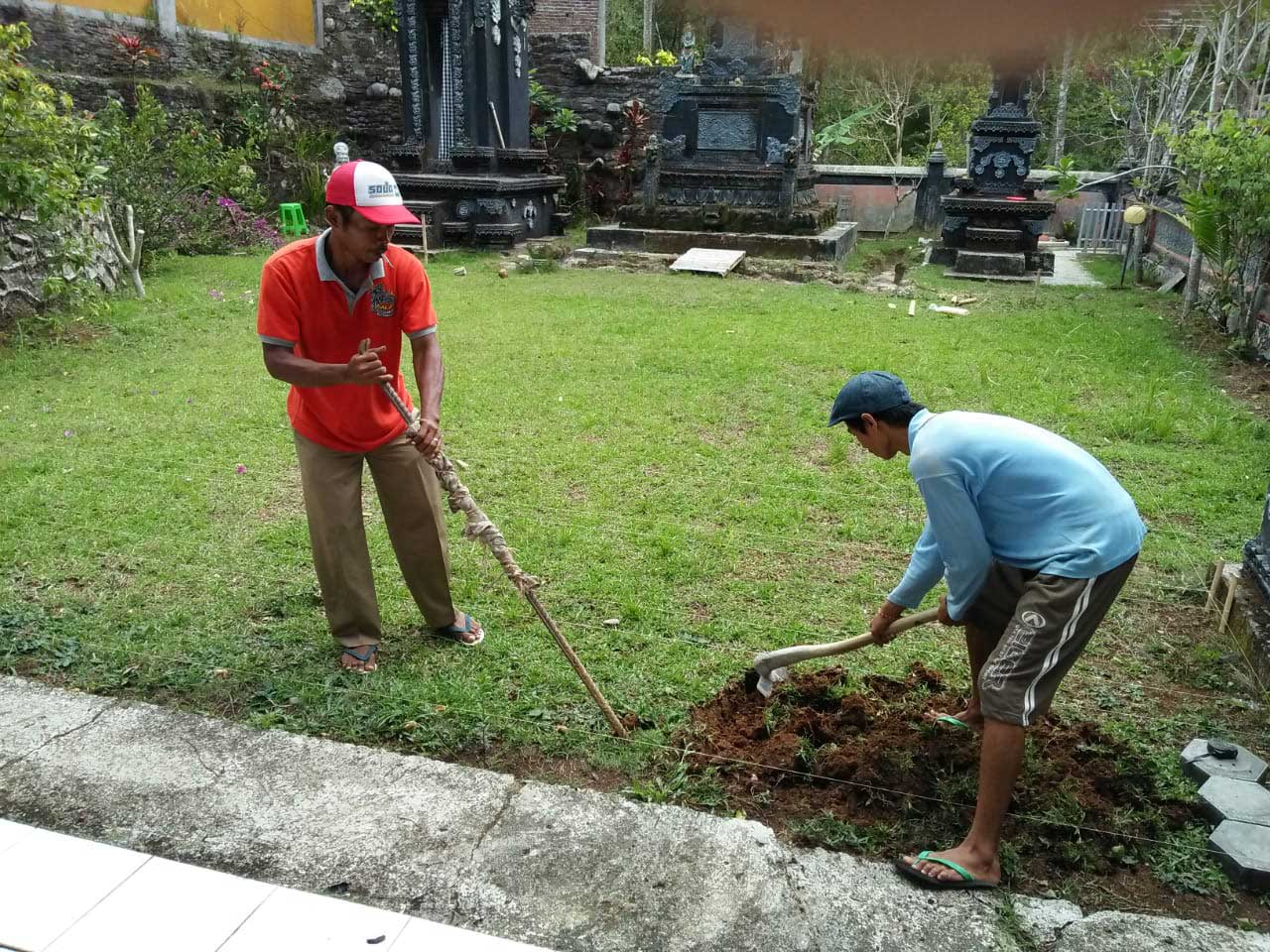 renov-pura-2-1.jpg Proses Pengerjaan Pura Pedalaman Giri Kendeng Banyumas November – Desember 2019