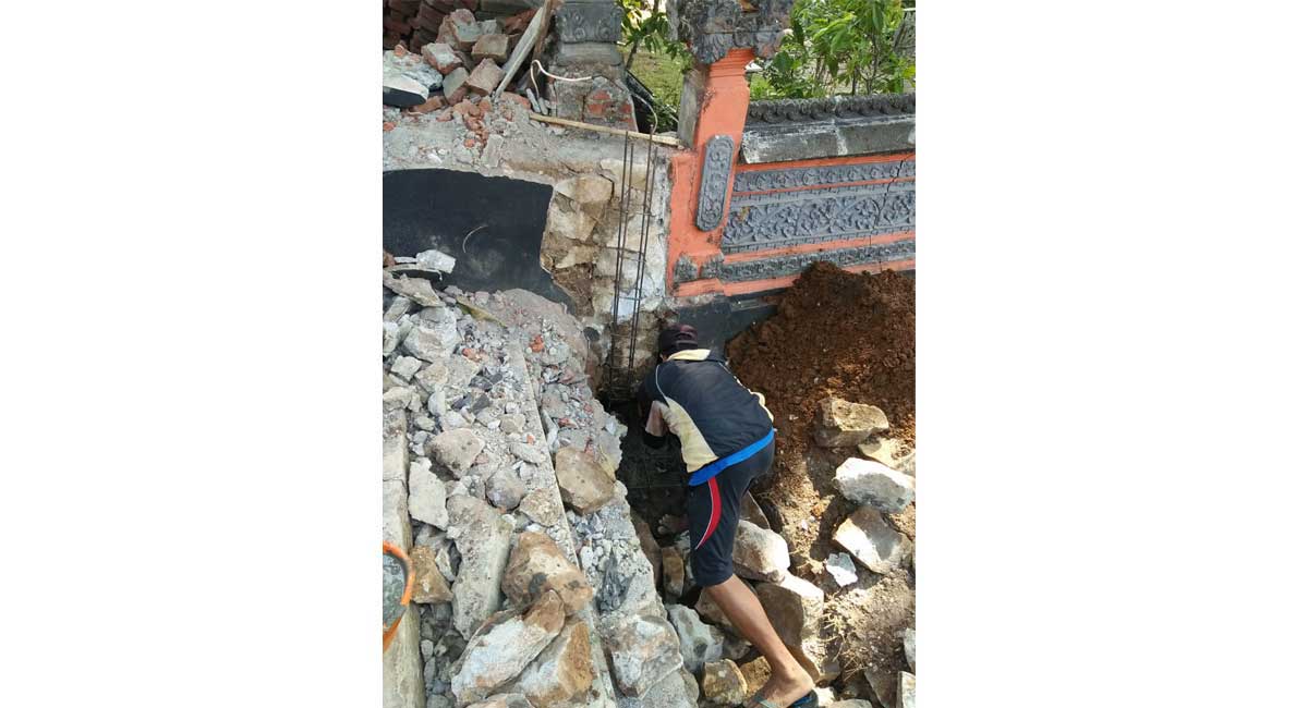 renovpura3.jpg Proses Pengerjaan Pura Pedalaman Giri Kendeng Banyumas November – Desember 2019
