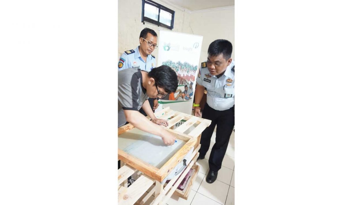sab6-1-1200×713-1.jpg Pelatihan Teknisi AC dan Sablon Kaos bagi Klien Pemasyarakatan