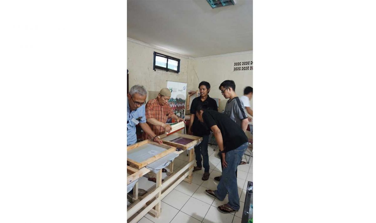 sab7-1200×713-1.jpg Pelatihan Teknisi AC dan Sablon Kaos bagi Klien Pemasyarakatan