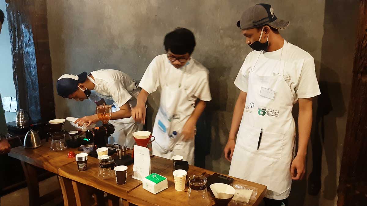 Pelatihan Barista Batch 2 Tahun 2020: Memberdayakan Ekonomi Masyarakat Terdampak Covid-19