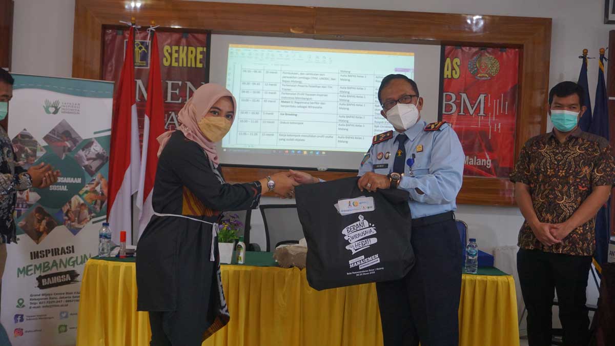 Dokumentasi Program YIIM