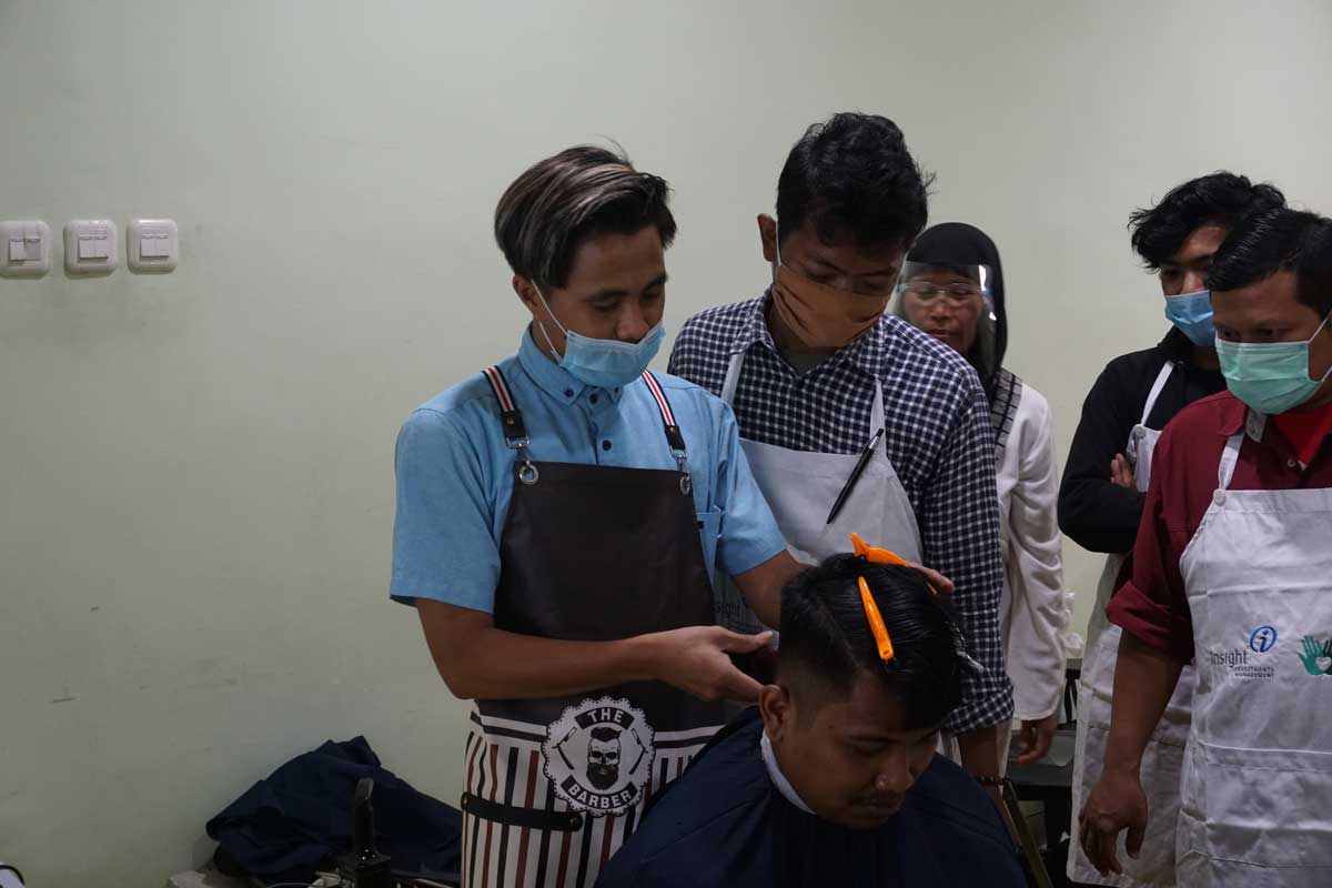 Hermanto: Sejak Kecil Ditinggal Orang Tua Akibat Perceraian Hingga Menjadi Barberman Handal