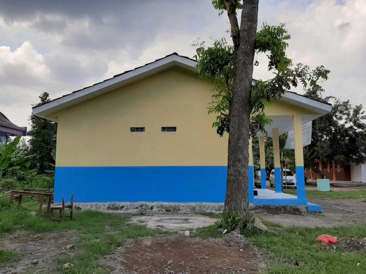 IMG-20200330-WA0039-1200×900-1.jpg Dukung Fasilitas Literasi Sekolah: YIIM, INSIGHT, dan DAPENBUN Bangun Gedung Perpustakaan SMP Muhammadiyah 4 Gurah Kediri