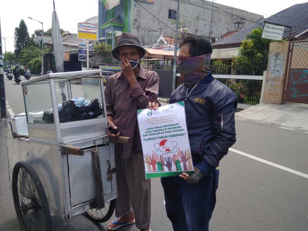 IMG-20200411-WA0045_1.jpg Aksi Kemanusiaan Berbagi Pangan: YIIM dan INSIGHT Distribusikan Ratusan Paket Nasi dan Berdayakan Warung Tradisional