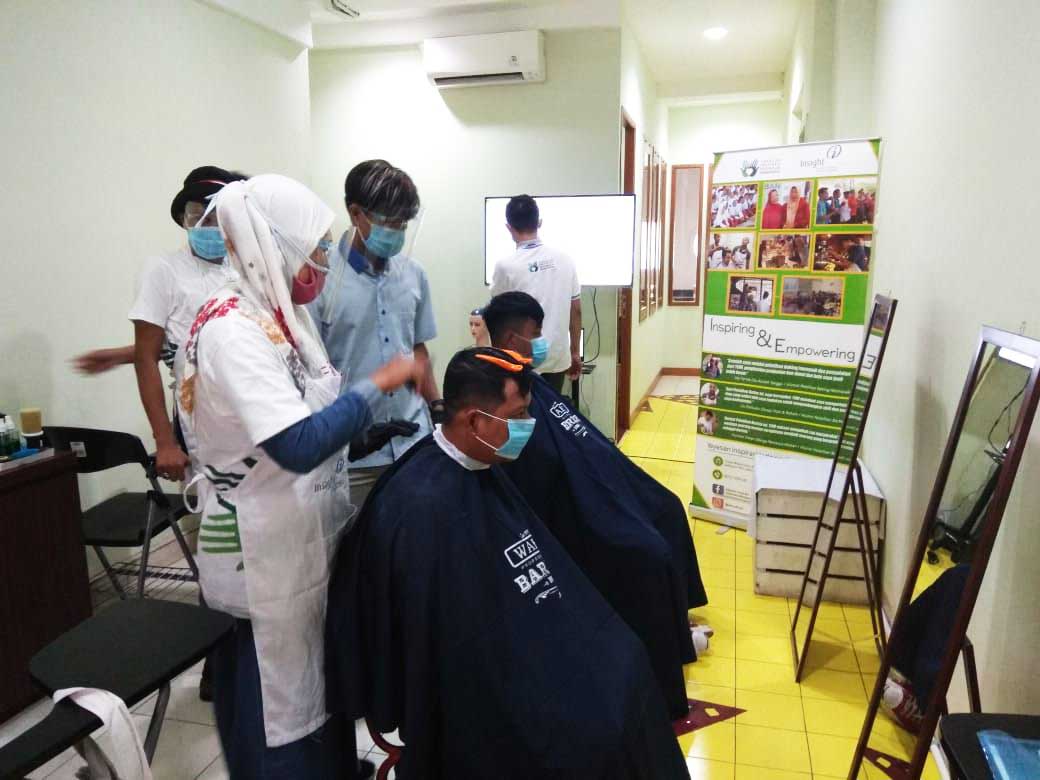 IMG-20200724-WA0022.jpg Pelatihan Barberman Batch Dua di Masa Pandemi Covid-19