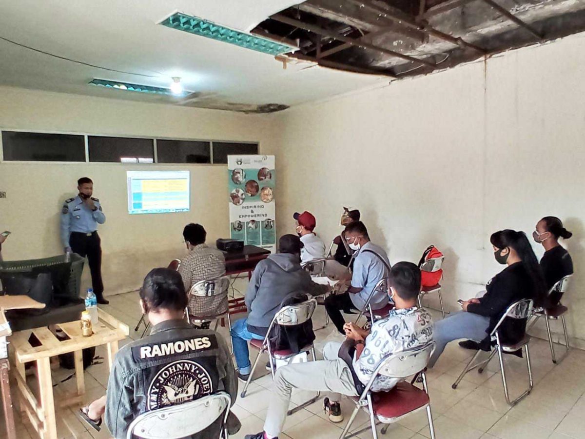 IMG-20200728-WA0011-1200×900-1.jpg Ringankan Beban Masyarakat Kecil, YIIM Dan Insight Investments Management Selenggarakan Dua Pelatihan Wirausaha