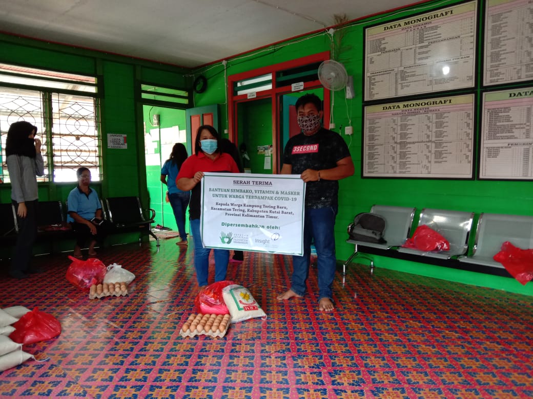 Bantuan Sembako, Vitamin, dan Masker untuk Masyarakat Adat Dayak di Kutai Barat, Kalimantan Timur
