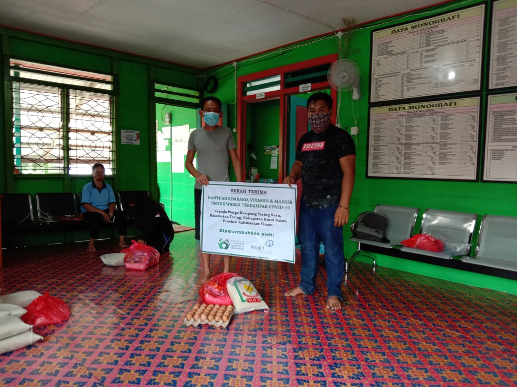 Bantuan Sembako, Vitamin, dan Masker untuk Masyarakat Adat Dayak di Kutai Barat, Kalimantan Timur