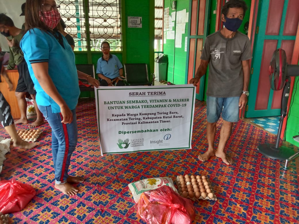 Bantuan Sembako, Vitamin, dan Masker untuk Masyarakat Adat Dayak di Kutai Barat, Kalimantan Timur