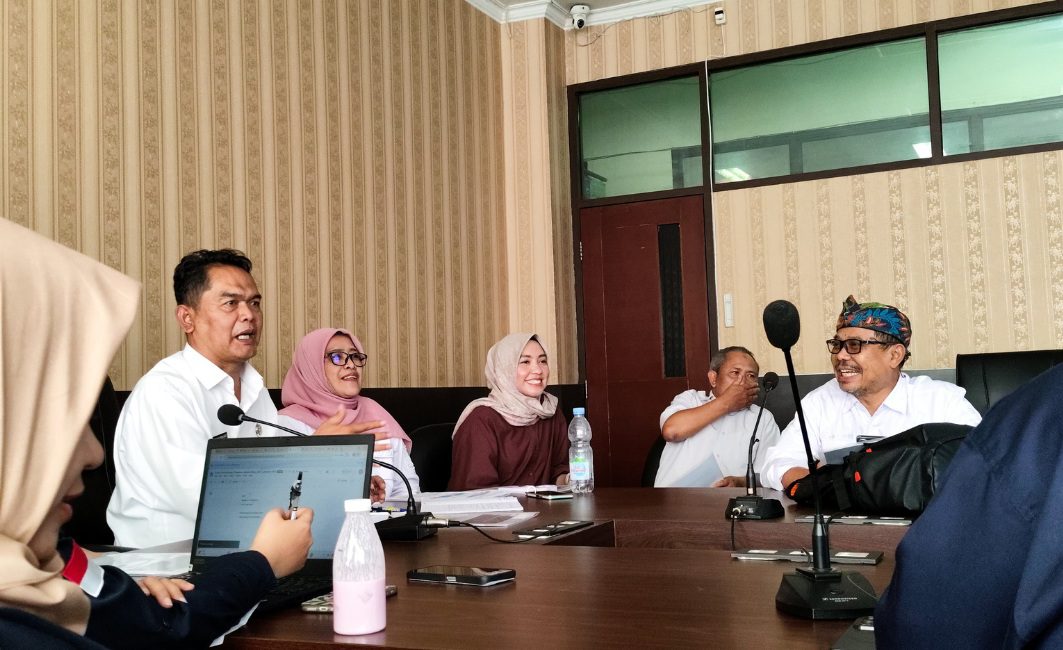 Kepala Dinas Pendidikan Bandung Barat Edy Syafrudin Berdialog Terkait Program GEMA Kepala Dinas Pendidikan Bandung Barat Edy Syafrudin Berdialog Terkait Program GEMA