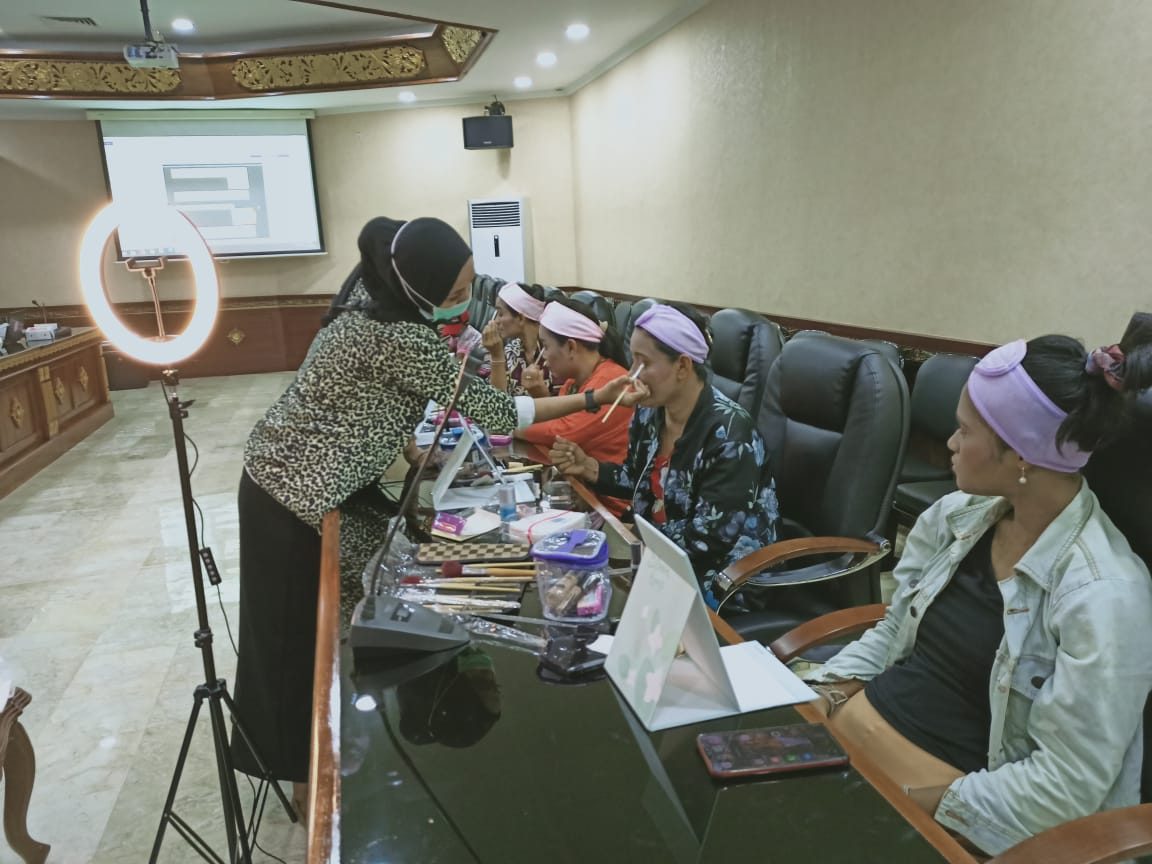Galeri Pelatihan Kewirausahaan Korban Terorisme Bali