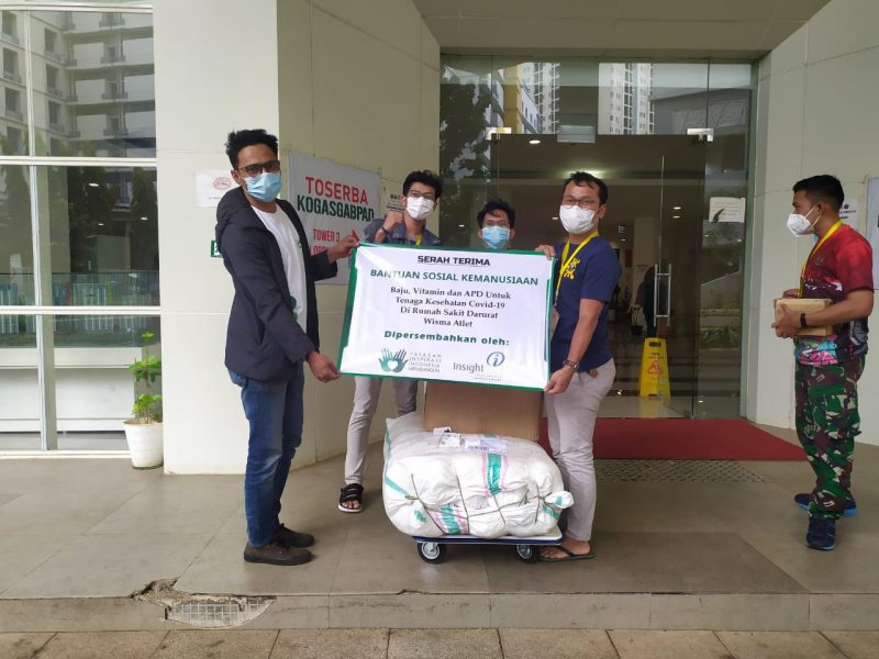 penyerahan-bantuan-kemanusiaan-dari-yiim-dan-insight-ke-wism-68-1-800×600-1