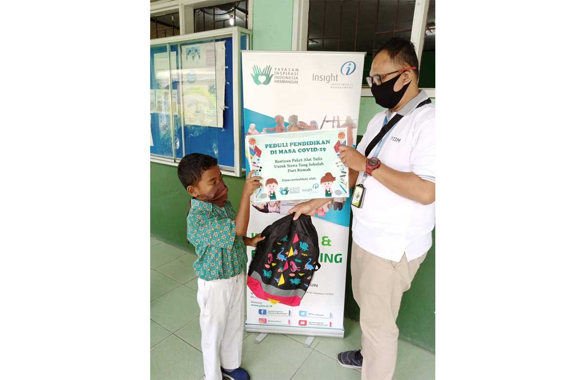 pic3-1.jpg Sambut New Normal, YIIM Salurkan Kembali Bantuan Pendidikan Untuk Guru Dan Siswa