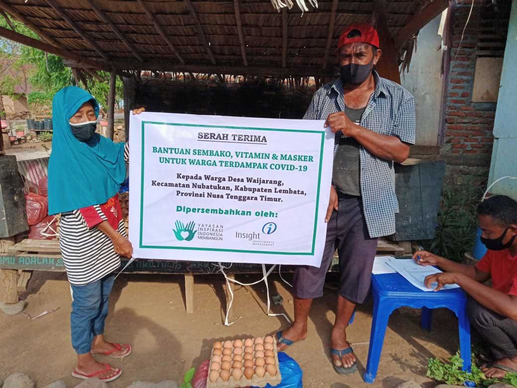 Bantuan Sembako dan Vitamin untuk Warga Terdampak COVID-19 di Kabupaten Lembata Flores Nusa Tenggara Timur