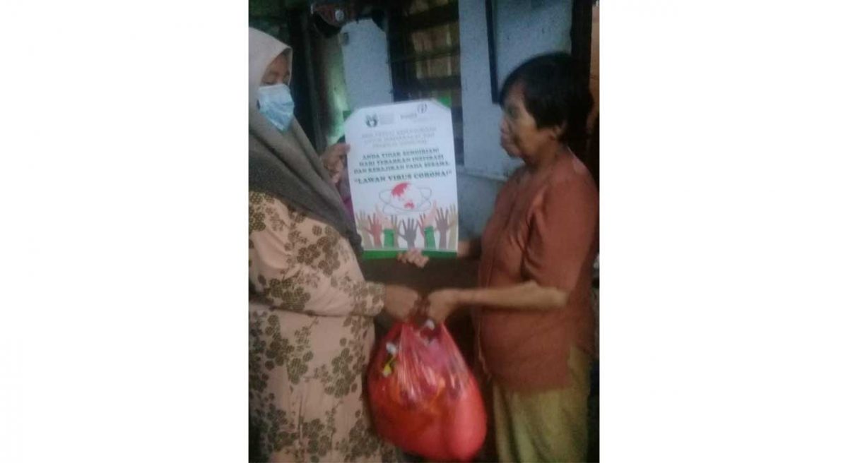 semcor36-1200×656-1.jpg Aksi Peduli Kemanusiaan YIIM dan INSIGHT: Berdayakan Warung Lokal dan Salurkan Bantuan Pangan bagi Pekerja Informal