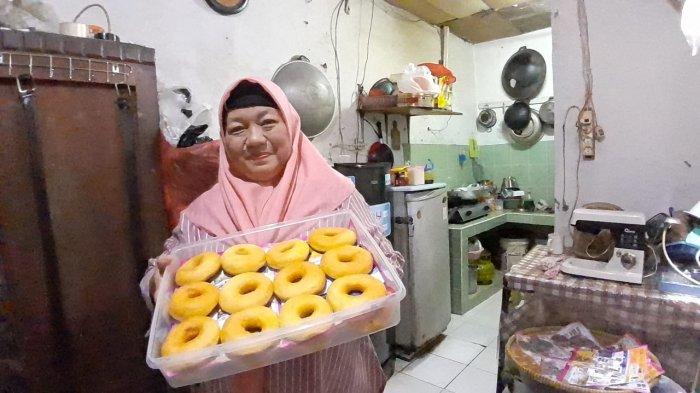 sri-suharti-49-warga-kebayoran-baru-jakarta-selatan