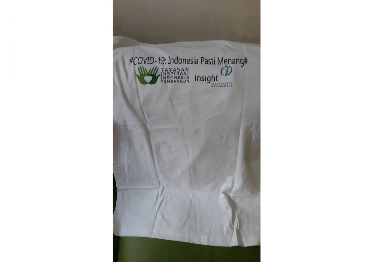 sumbang2ke10-1200×844-1.jpg Peduli Garis Depan dan Pekerja Rentan: YIIM dan INSIGHT Salurkan Bantuan Masker, Kaos Relawan PMI, serta Sembako di Jakarta dan Depok