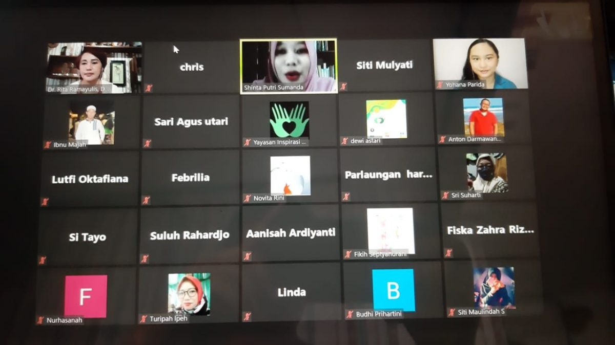 Sesi Materi dr. Rita Ramayulis Webinar Gizi Anak