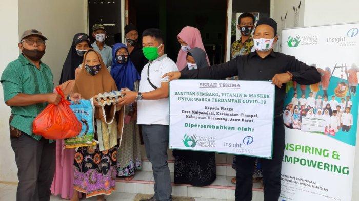 yiim-bersama-pt-insight-salurkan-bantuan-sosial-kepada-warga-pra-sejahtera-1